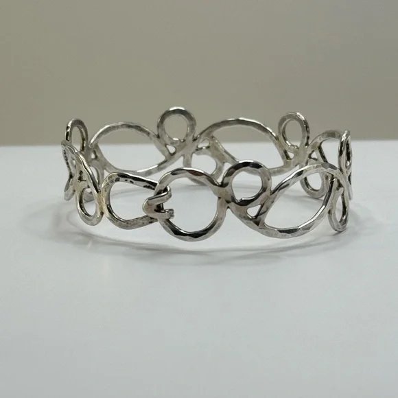 925 Silver scroll bangle - Picture 5 of 13